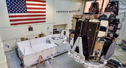 宇宙簡訊 洛馬獲美軍保密通信衛星大單，俄羅斯布局新一代導航，火箭院發明展奪金銀